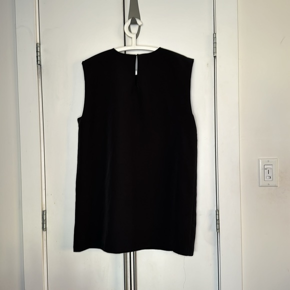 Zara Mjni Black Dress with shoulder pads. - Picture 5 of 5